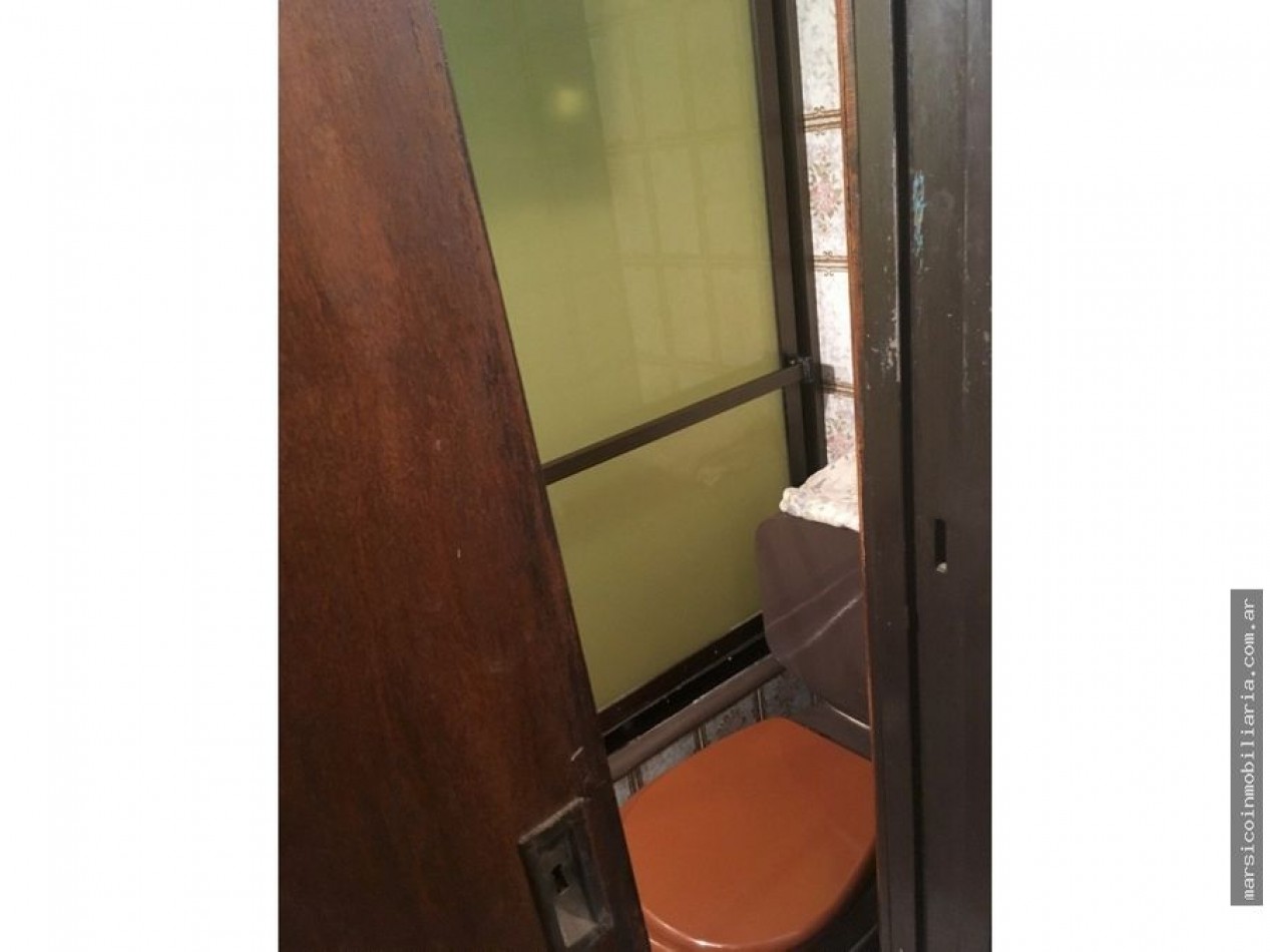 Chalet en planta alta + Local sobre Av.Fortunato de la Plaza