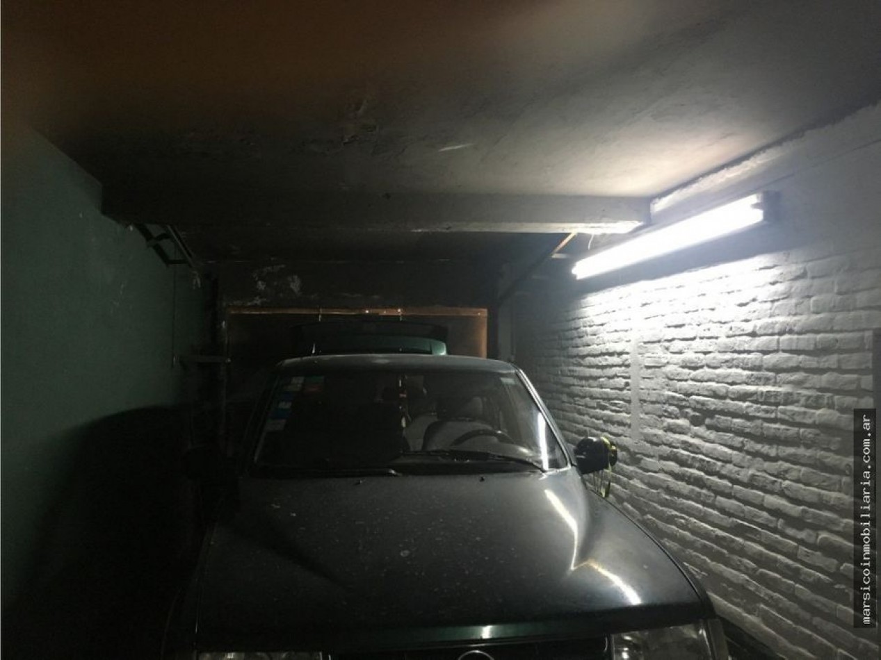 Chalet en planta alta + Local sobre Av.Fortunato de la Plaza