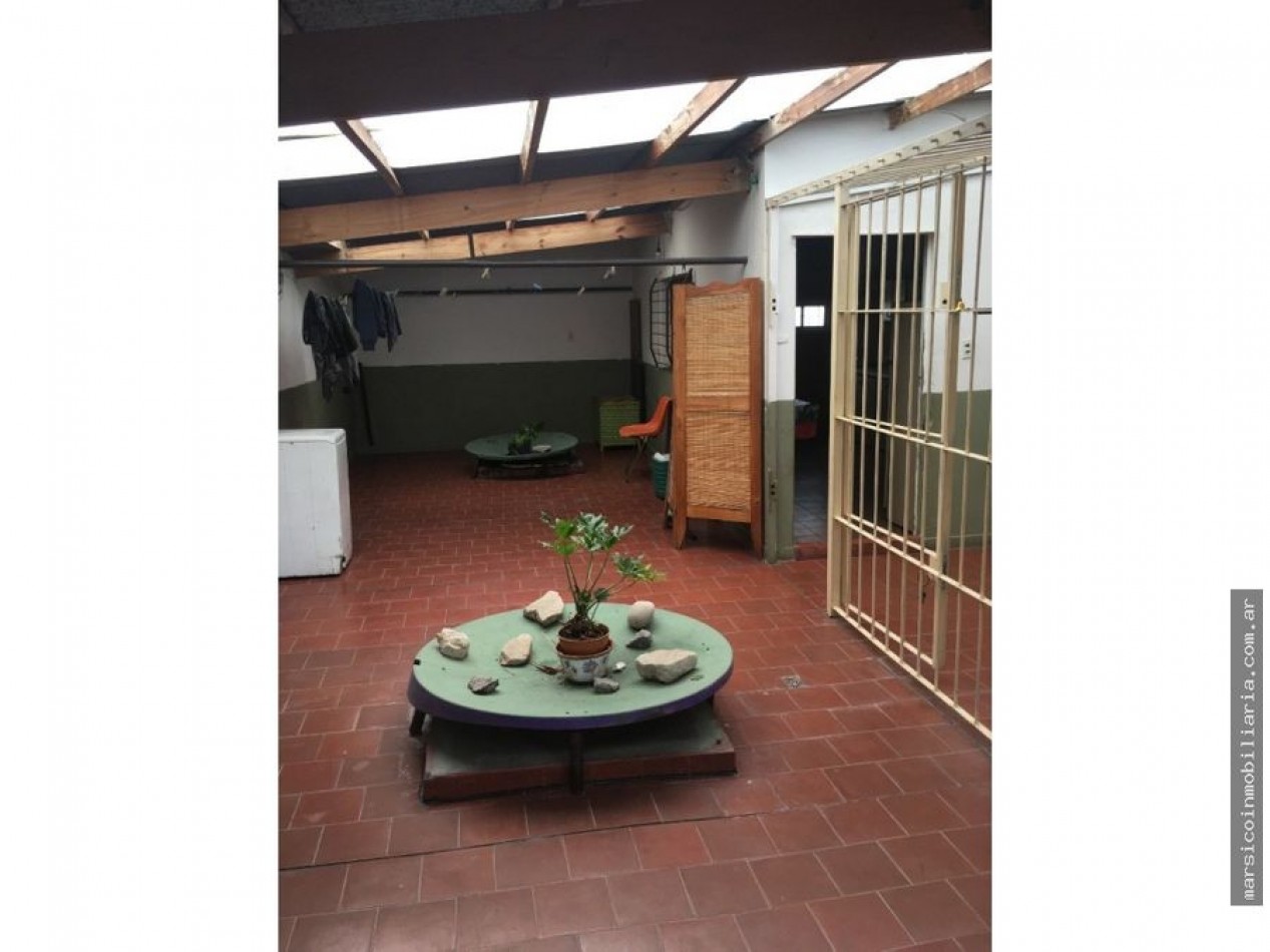 Chalet en planta alta + Local sobre Av.Fortunato de la Plaza