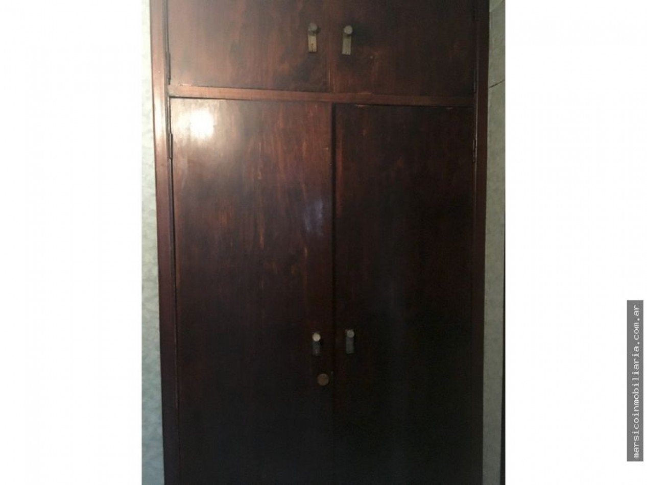 Chalet en planta alta + Local sobre Av.Fortunato de la Plaza