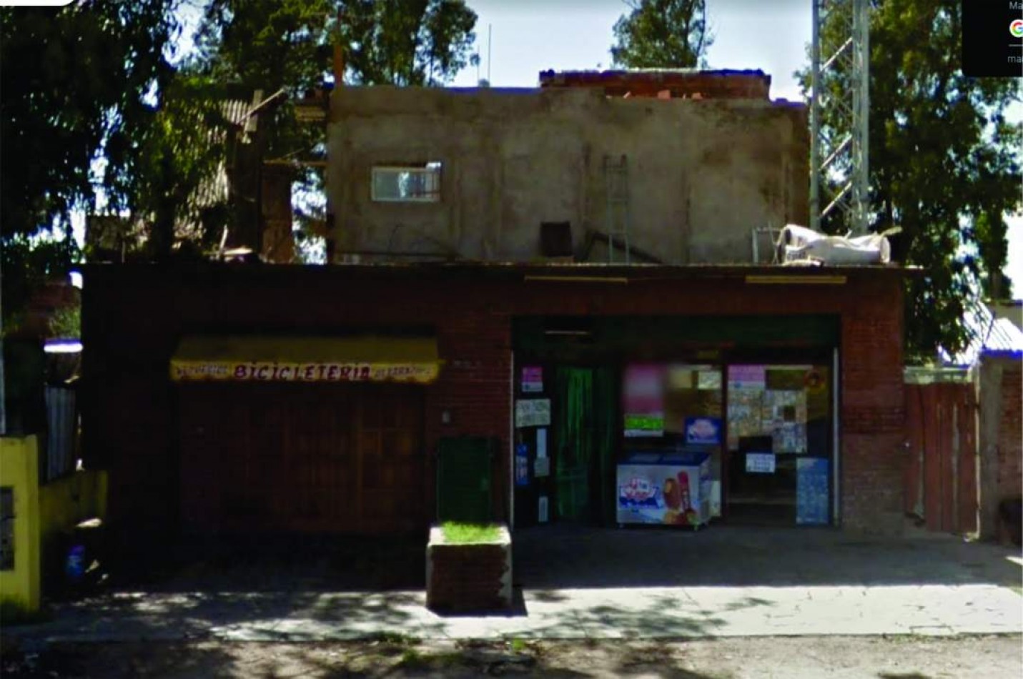 Lote con Edificacion y Loza