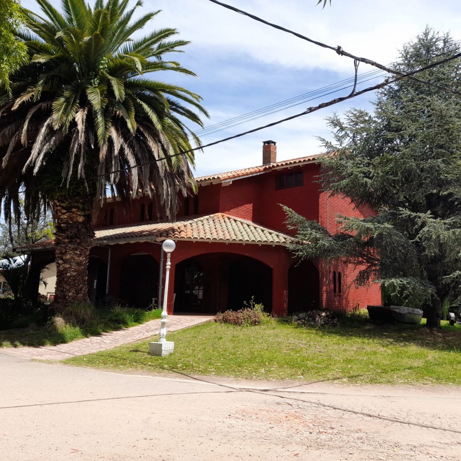 CHALET EN BARRIO COSTA DEL SOL MAR CHIQUITA