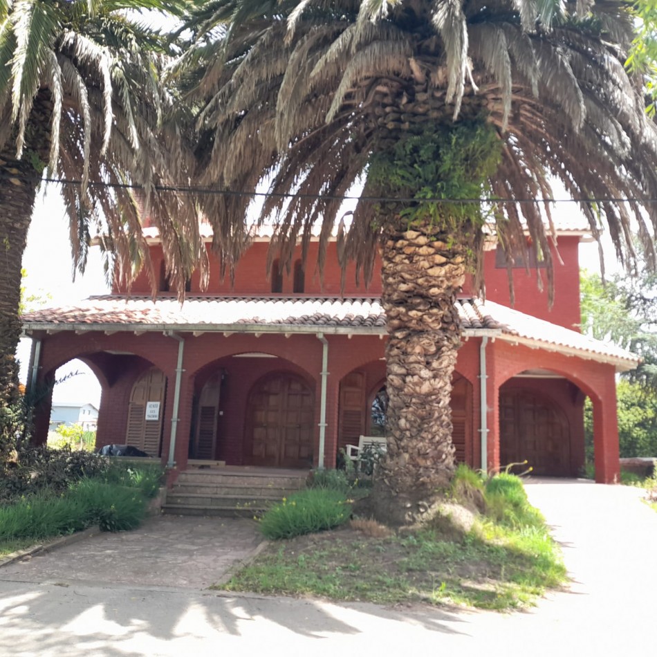 CHALET EN BARRIO COSTA DEL SOL MAR CHIQUITA