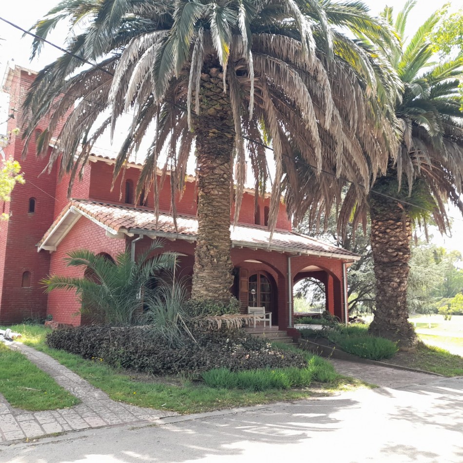 CHALET EN BARRIO COSTA DEL SOL MAR CHIQUITA