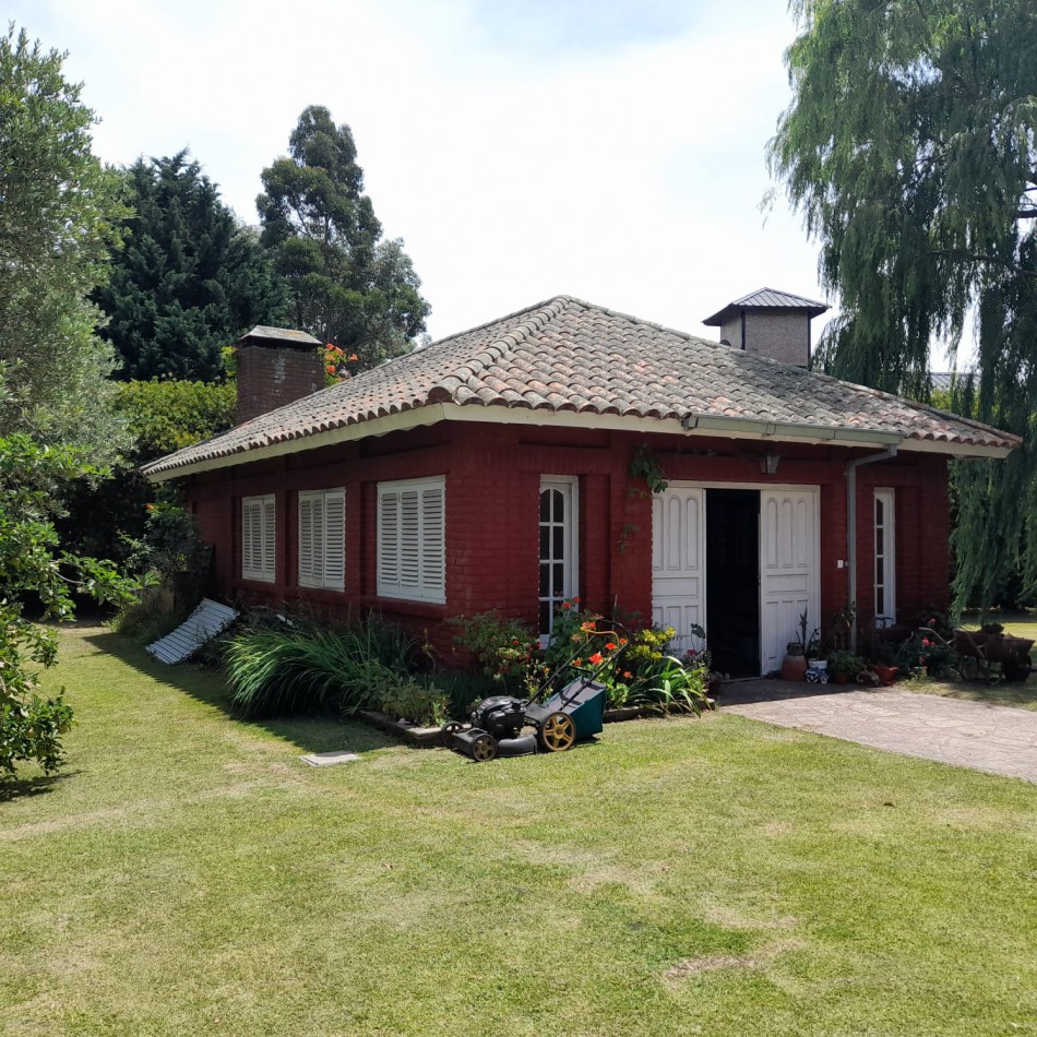 CHALET EN BARRIO COSTA DEL SOL MAR CHIQUITA