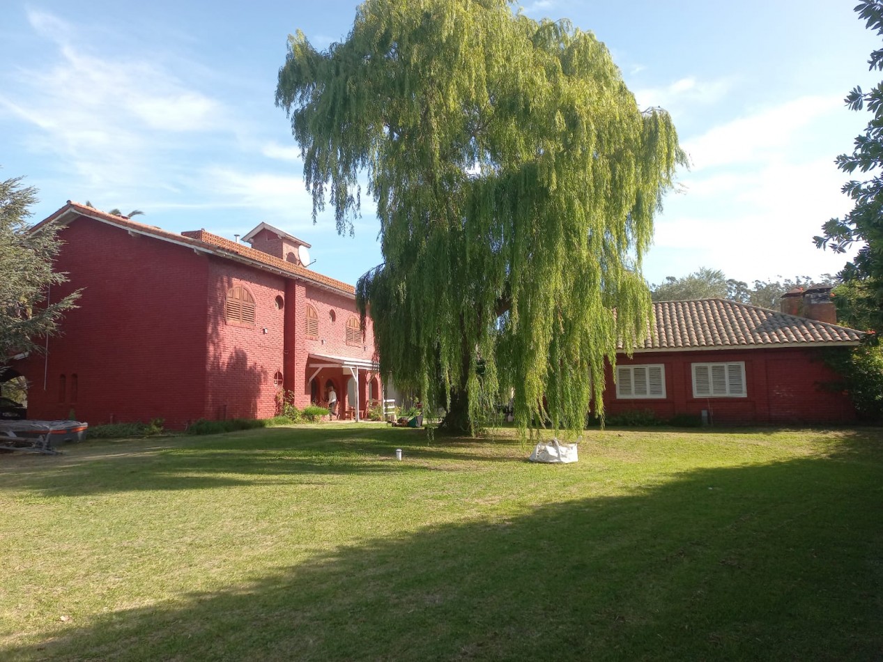 CHALET EN BARRIO COSTA DEL SOL MAR CHIQUITA